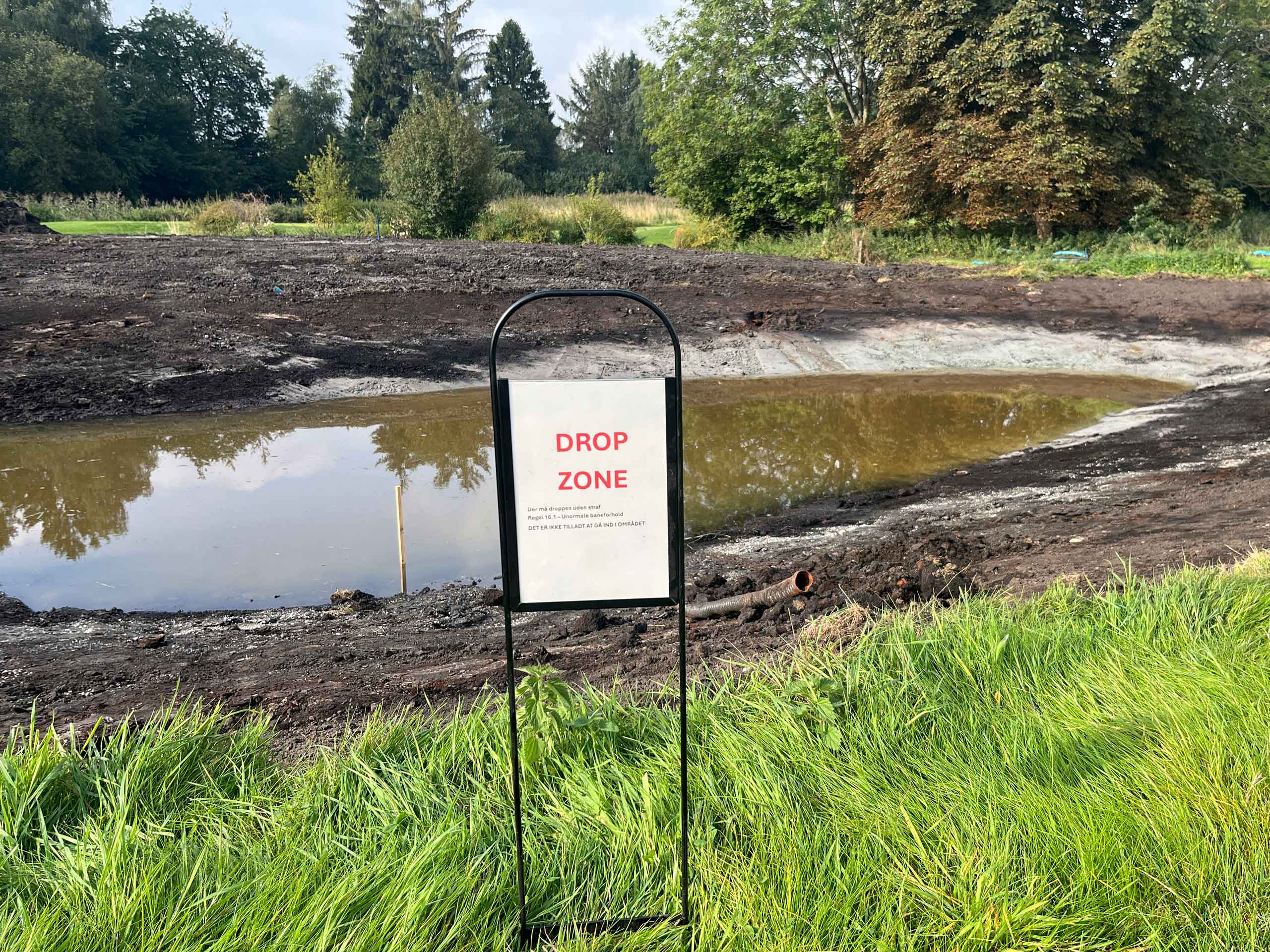 Der er nu en dropzone på hul 7 ved vandhullet.