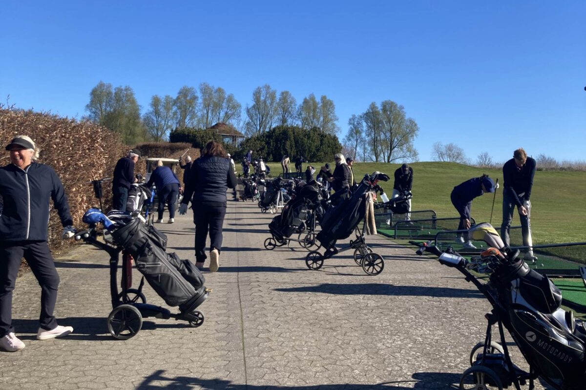 Drivingrangen ved turneringen for Nye Medlemmer